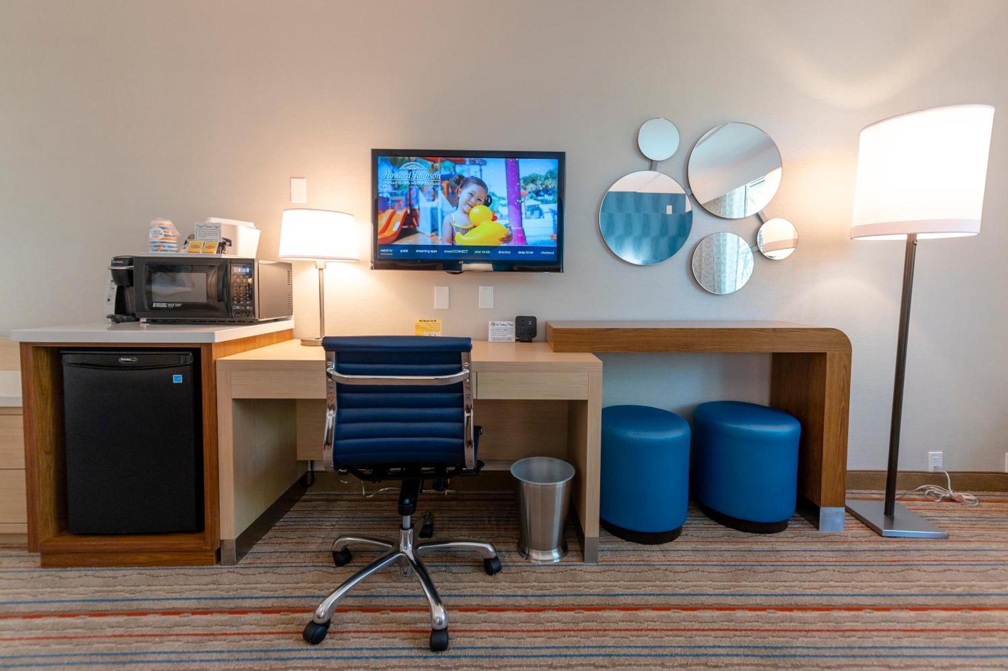 Howard Johnson By Wyndham Anaheim Hotel & Water Playground Εξωτερικό φωτογραφία
