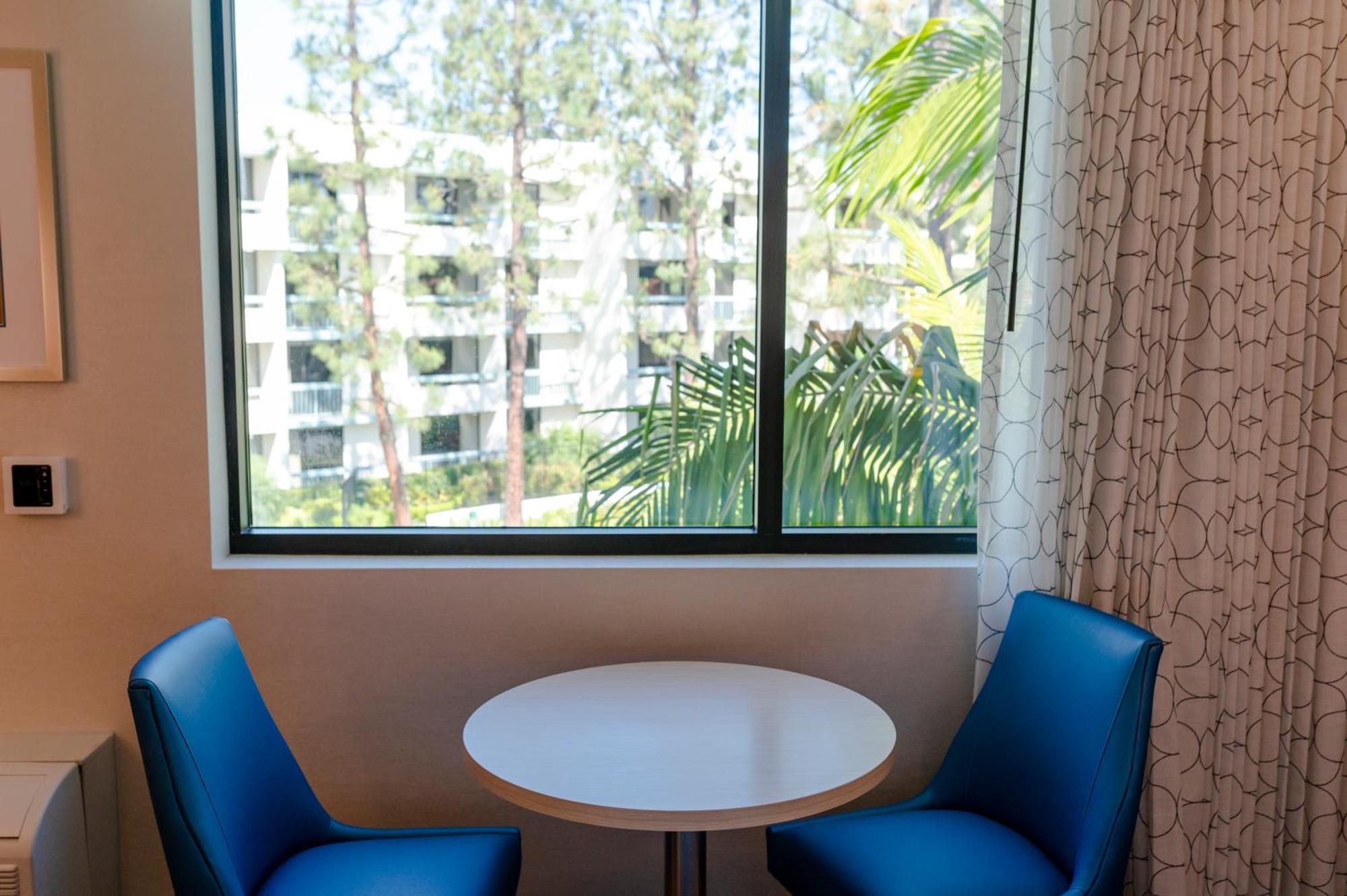 Howard Johnson By Wyndham Anaheim Hotel & Water Playground Εξωτερικό φωτογραφία