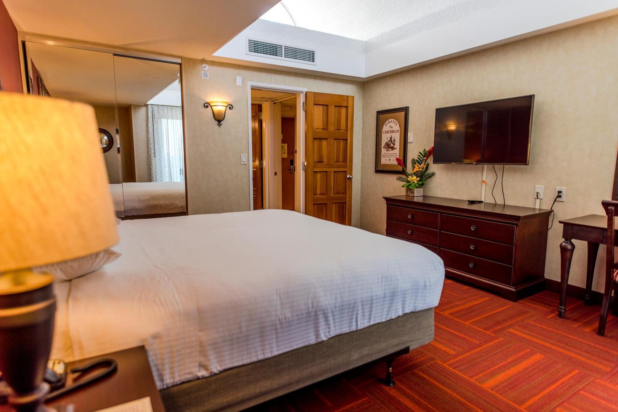 Howard Johnson By Wyndham Anaheim Hotel & Water Playground Εξωτερικό φωτογραφία