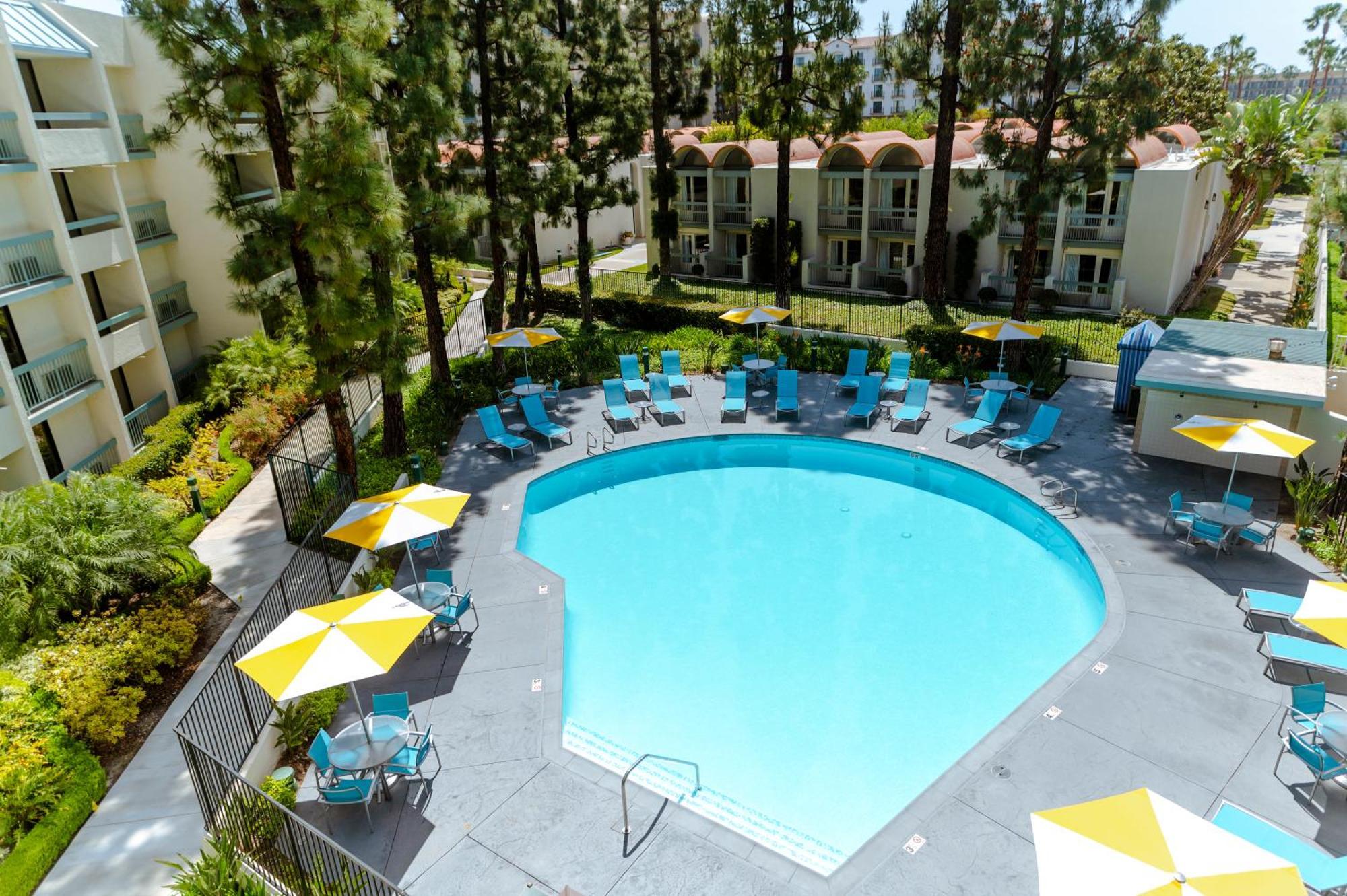 Howard Johnson By Wyndham Anaheim Hotel & Water Playground Εξωτερικό φωτογραφία
