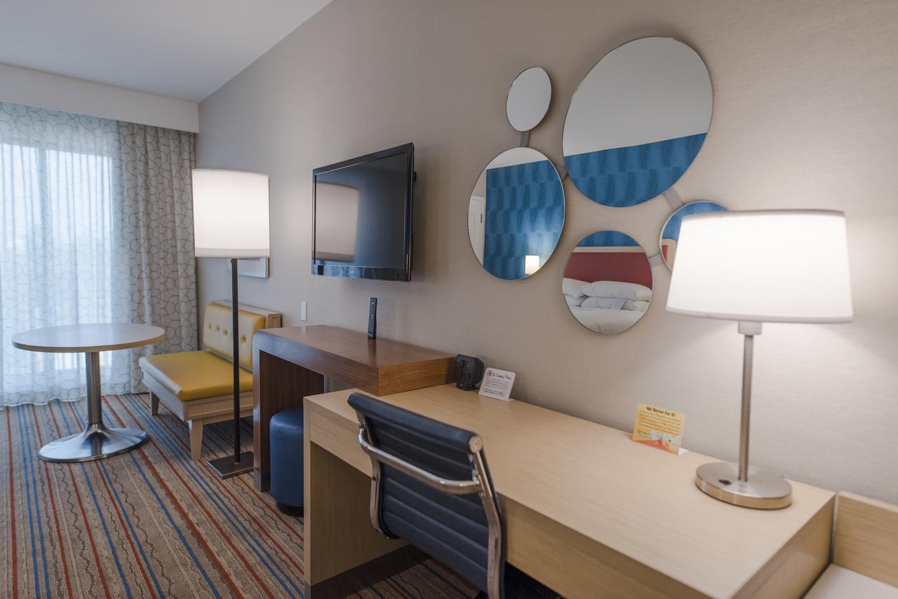 Howard Johnson By Wyndham Anaheim Hotel & Water Playground Εξωτερικό φωτογραφία